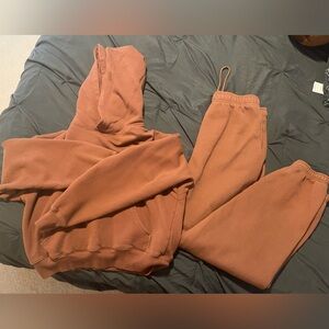 Tna cozy fleece sweatsuit